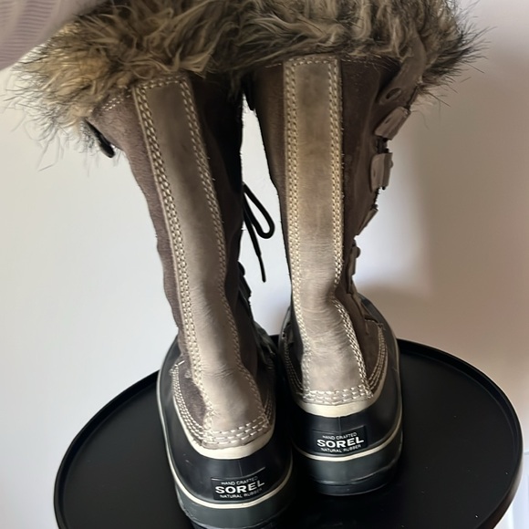 Sorel size 10 gray - Picture 3 of 6